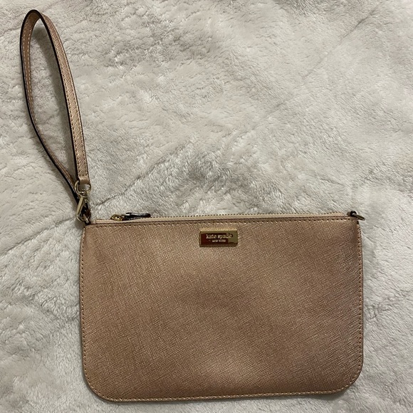 Kate Spade wristlet - Picture 1 of 3